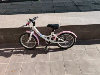 Bicicleta infantil 16 rosa y blanca