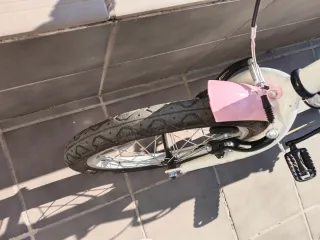 Bicicleta infantil 16 rosa y blanca