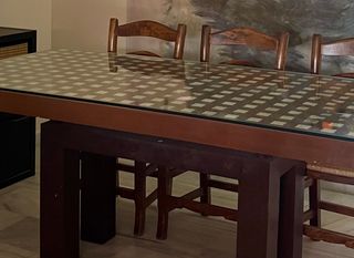 Silla madera maciza rustica, están en Chiclana