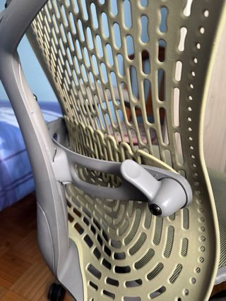 Silla ergonómica Herman Miller Mirra 1