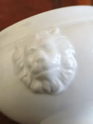 2 ciotole in porcellana bianche