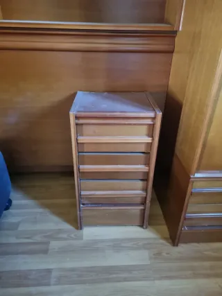 Mesilla de noche de madera 32x57x29