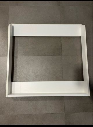 Cambiador de bebé blanco