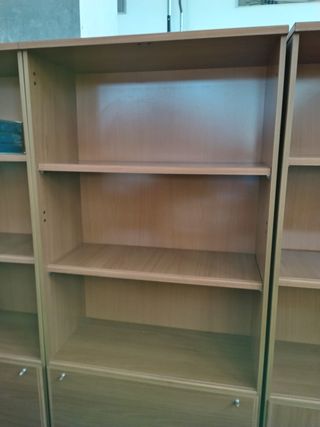 ESTANTERÍA CON CAJONES DE ARCHIVADOR