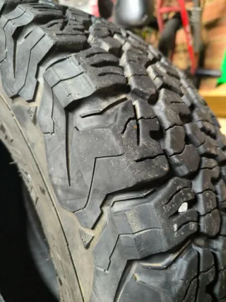 4 neumáticos bf All terrain 235/75 R15