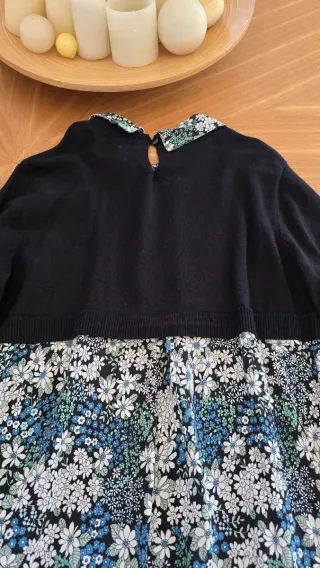 Maglia con inserto floreale