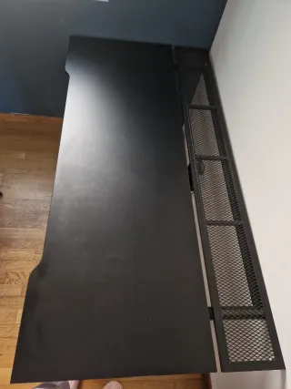 Escritorio gaming negro UTESPELARE ikea