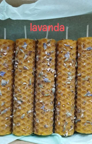 Vela de miel con aroma natural