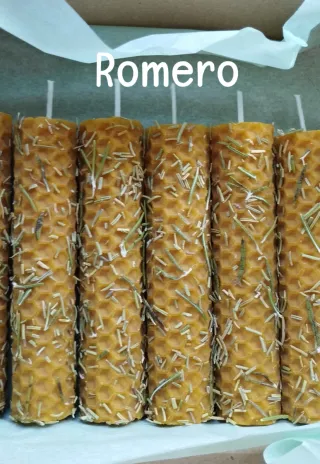 Vela de miel con aroma natural