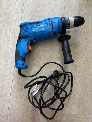 Taladro Dexter 900W + Set Brocas