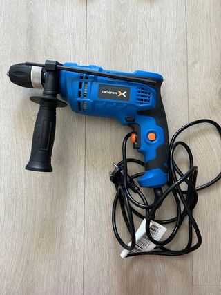 Taladro Dexter 900W + Set Brocas