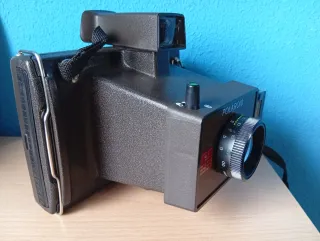 2 Fotocamere Kodak Instamatic 25 e prima Polaroid