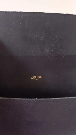 Gafas de sol Gucci negras y doradas