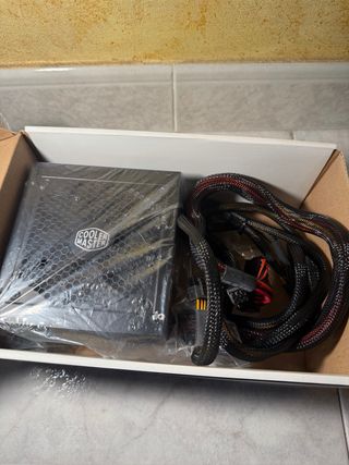 Alimentatore Cooler Master G750M
