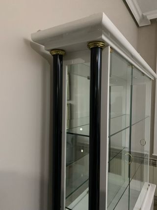 Muebles Comedor: Bufet y Vitrina