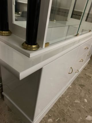 Muebles Comedor: Bufet y Vitrina