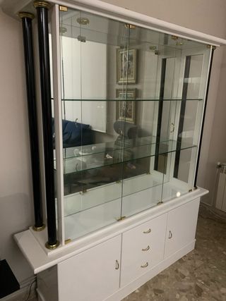 Muebles Comedor: Bufet y Vitrina