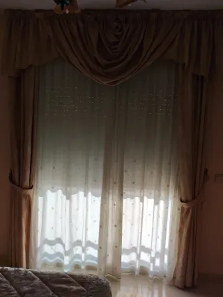 Cortinas Beige y Blancas