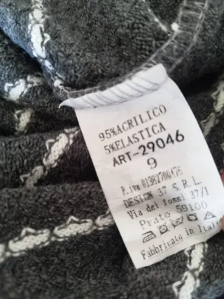 Jersey cuello vuelto rayas grises y blancas