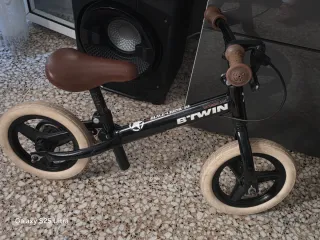 Bicicleta B'Twin Runride 520 sin pedales