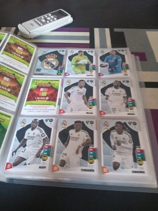 500 cromos Adrenalyn 2024-25 sin repetir