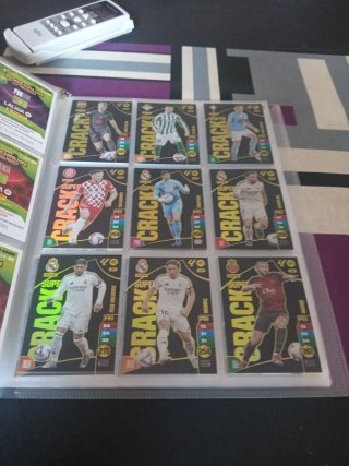 500 cromos Adrenalyn 2024-25 sin repetir