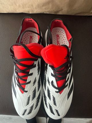 Zapatillas Adidas Predator Multitacos Blancas