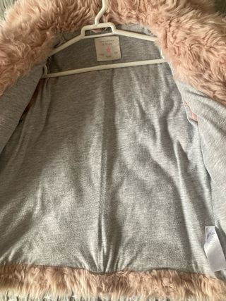 Abrigo pelo suave T7 122cm