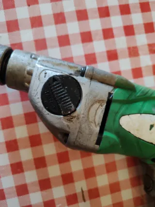 Taladro percutor Hitachi DV18V