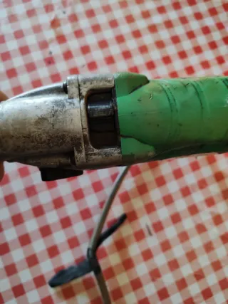 Taladro percutor Hitachi DV18V