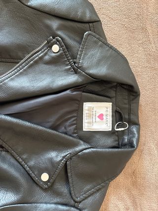 Chaqueta cuero negra