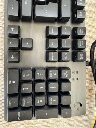 Teclado Logitech G413 Carbon