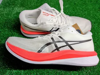 ASICS Magic Speed 3