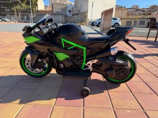 Moto Eléctrica Infantil Negra y Verde