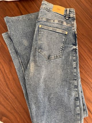 Pantalones vaqueros Zara talle alto