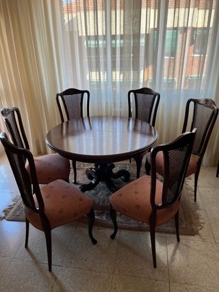 Mesa comedor redonda con 6 sillas
