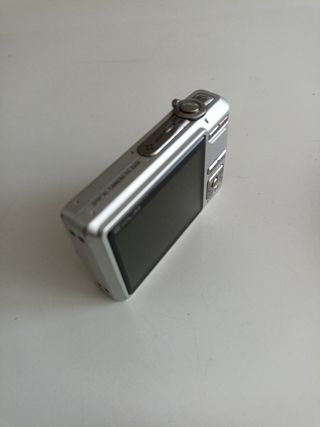 Cámara Casio Exilim EX-Z600 Plata