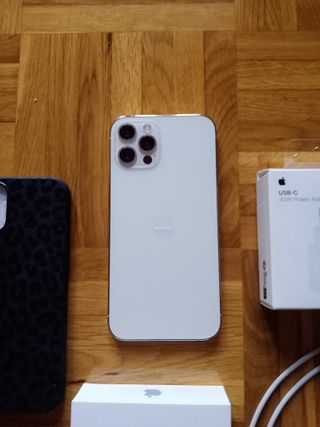 iPhone 12 Pro 128GB Bianco + Accessori