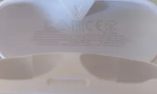 Funda auriculares Bluetooth JBL Blanca