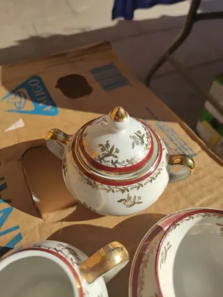 Juego de café porcelana oro y blanco