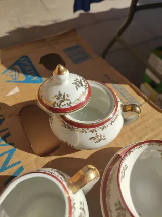 Juego de café porcelana oro y blanco