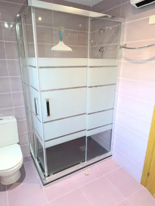 Mampara de ducha cristal y metal + plato