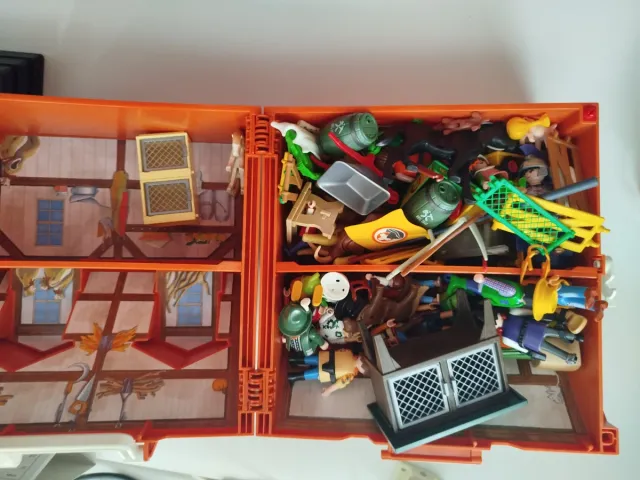 Maletín Granja Playmobil