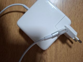 Cargador Portátil Apple No Original