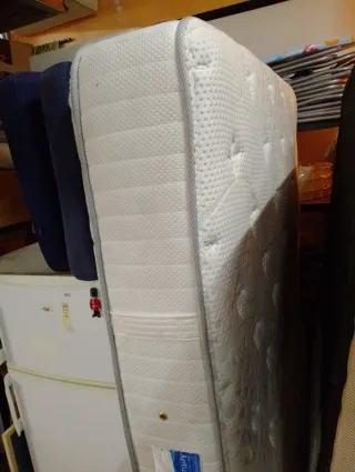 Base tapizada 1.50 x 1.90