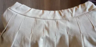 Preiosa falda forrada. Acampanada, de algodón