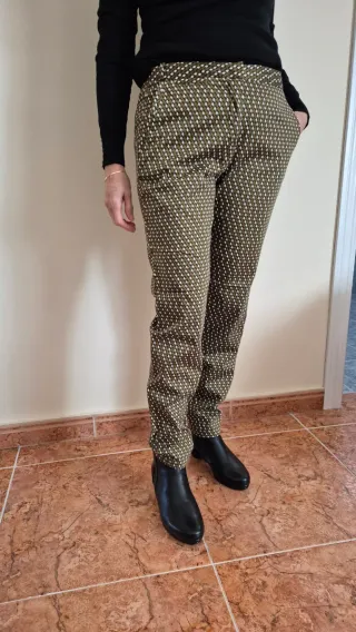 Pantalones Chinos Zara Estampados