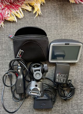 Navegador GPS TomTom GO 710