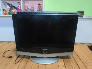 Televisor Samsung 26 Negro/Plata
