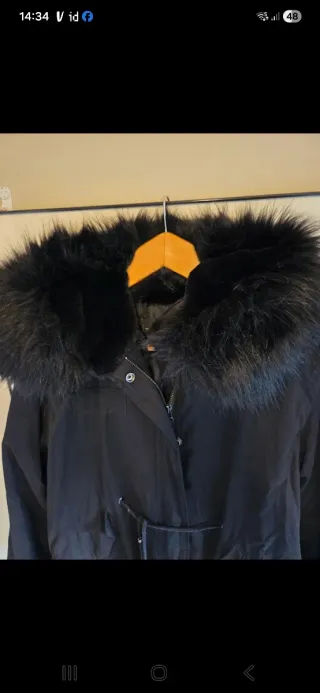 Anorak Zara Mujer con Capucha de Pelo